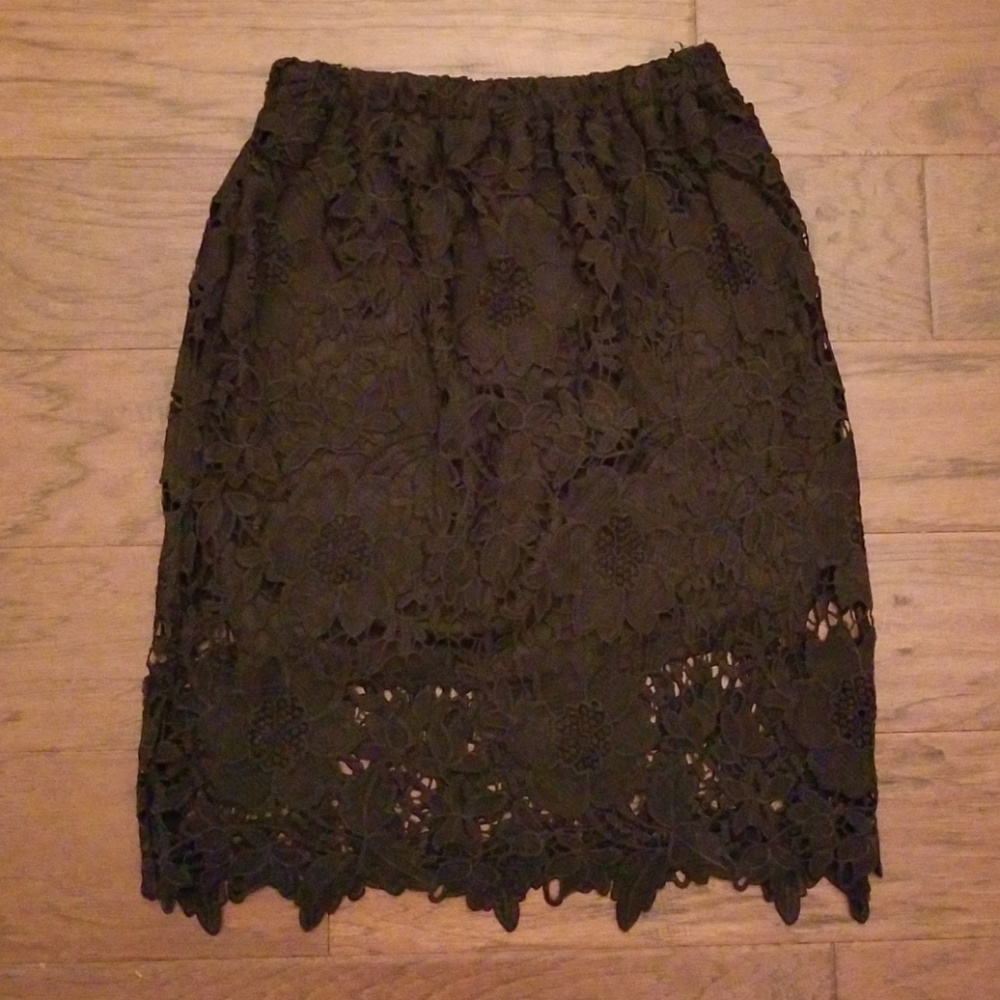 Size Small Women's Black Skirt